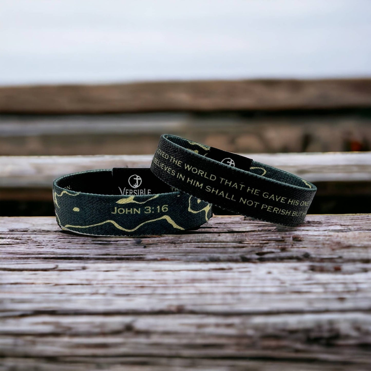 Gold Vein Versible / John 3:16 Wristband
