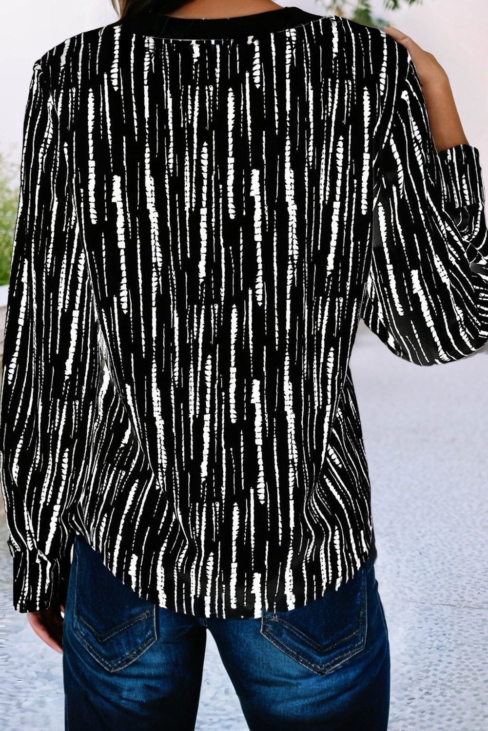 Center of Attention Silky Top