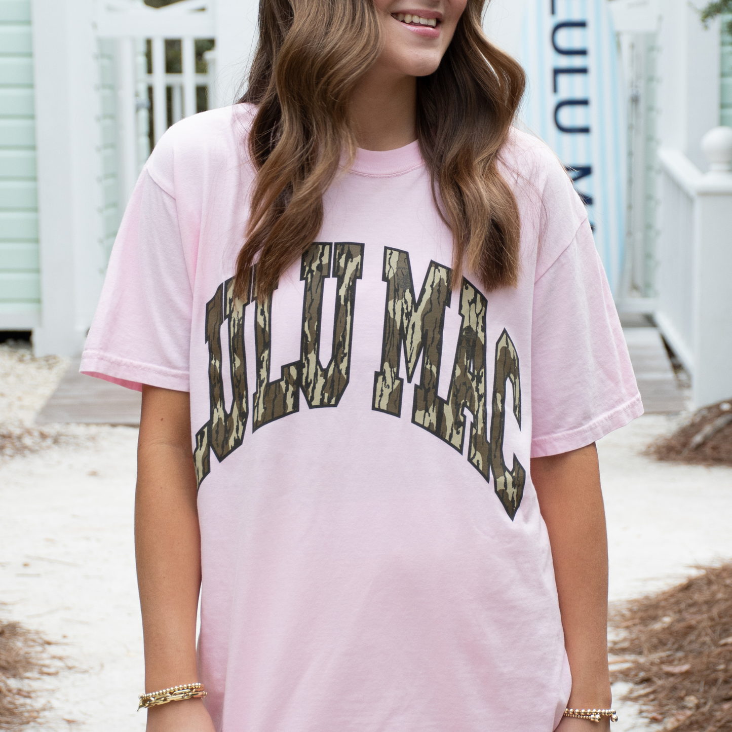 Lulu Mac Mossy Oak Bottomland Comfort Colors Tee – Blossom