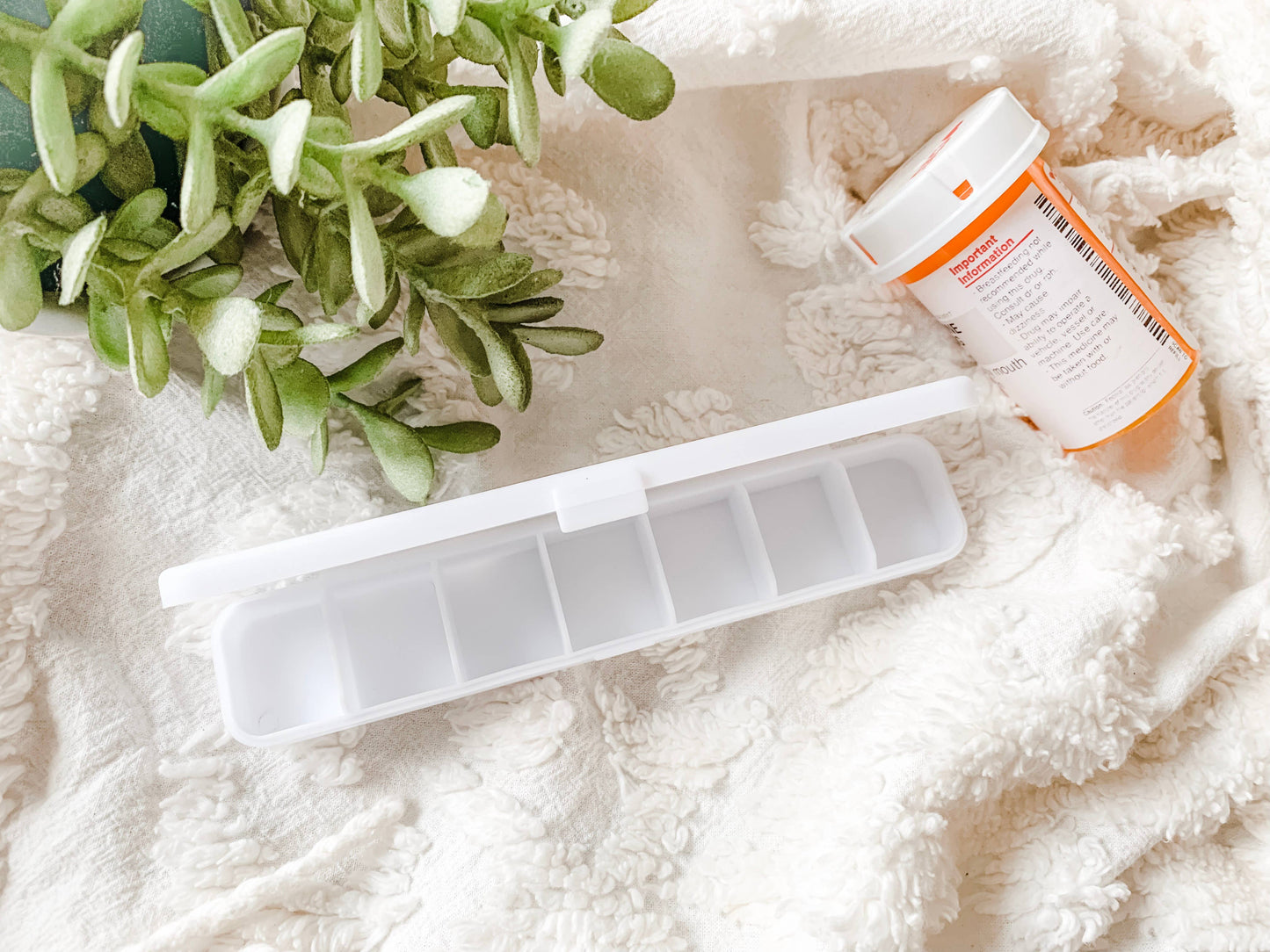 Weekly Pill Dispenser - The World Needs Who You Were Made To