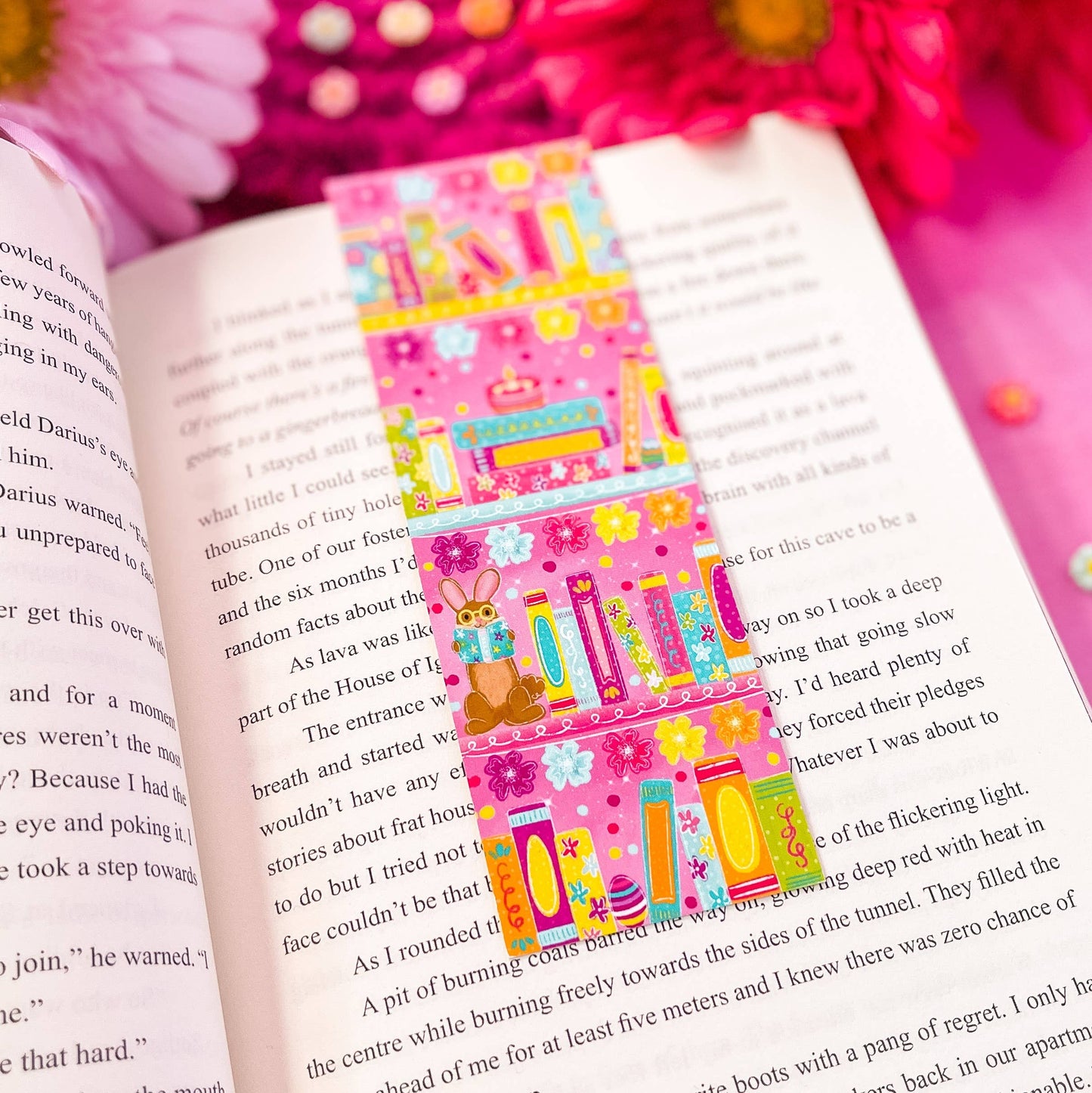 Spring Bookshelf Bookmark
