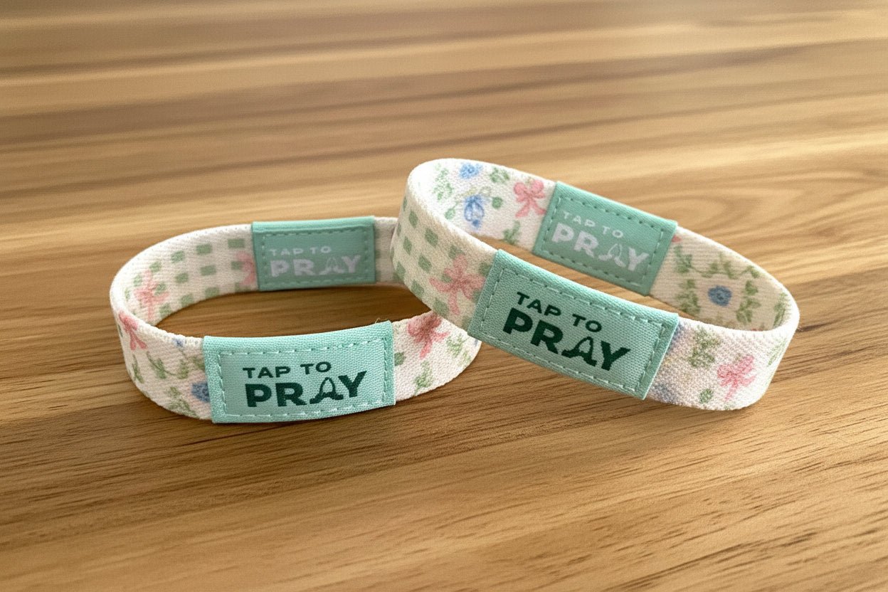 New Spring Versible Tap To Pray Wristbands