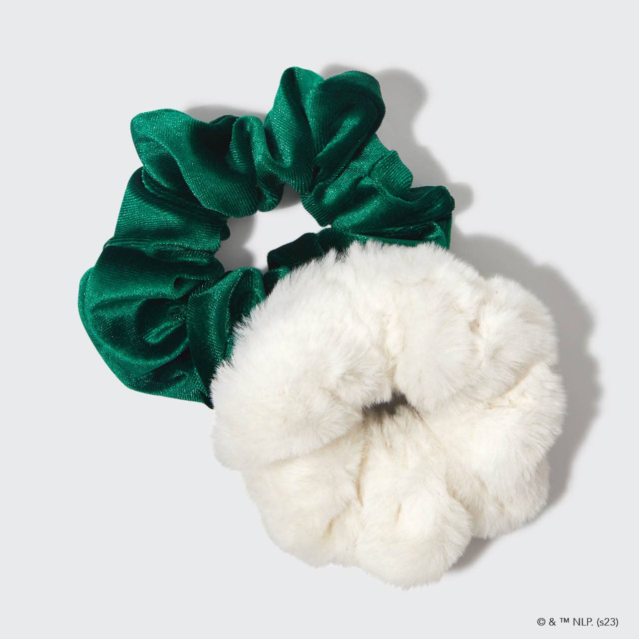 Elf x kitsch Scrunchies White & Green