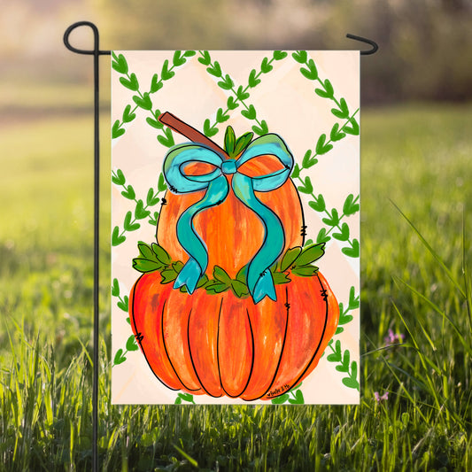 Stacked Pumpkin with Bow Garden Flag