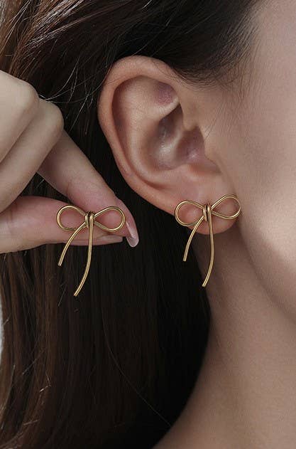 Gold Bow Earrings