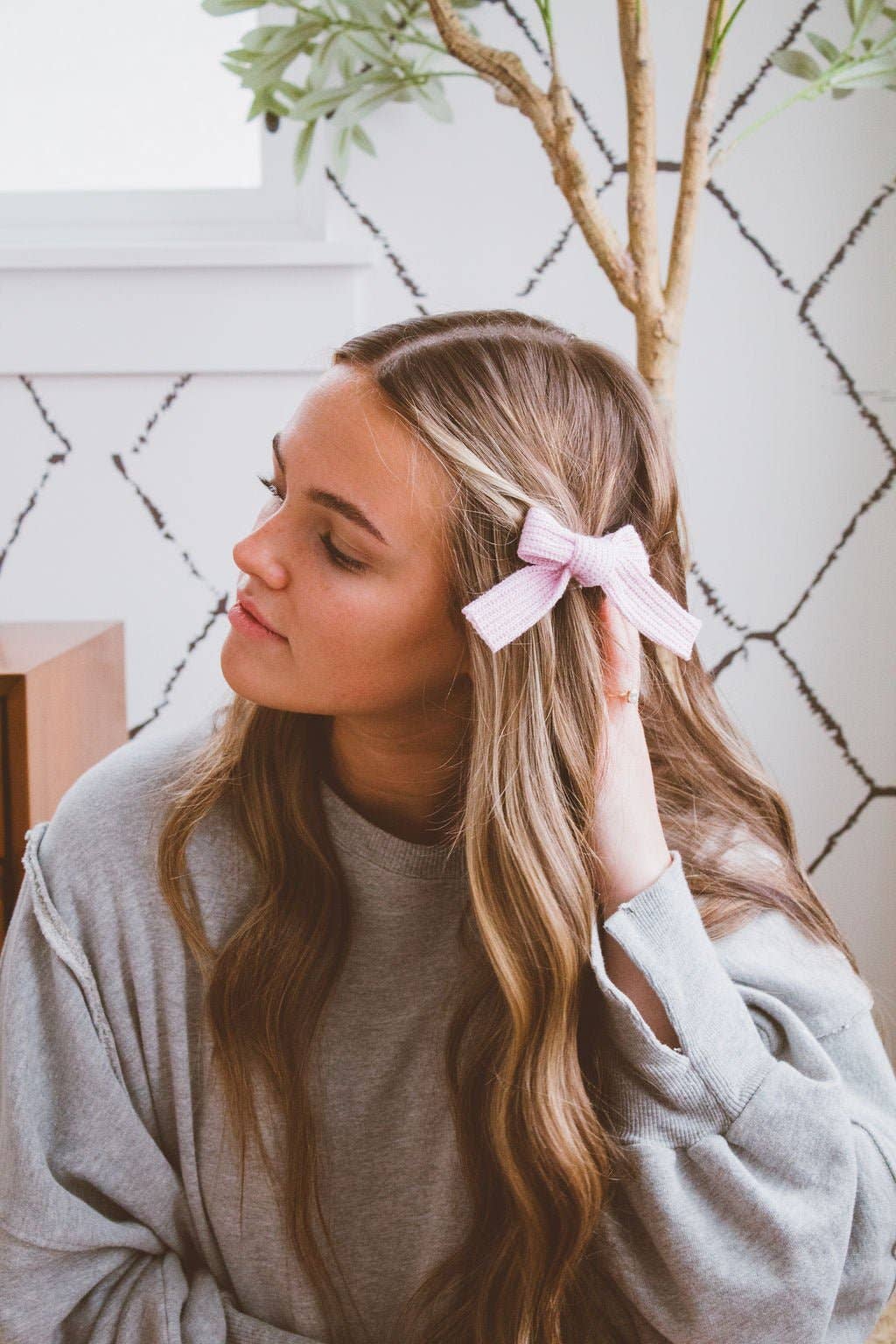 Ellie Knit Bow Clip