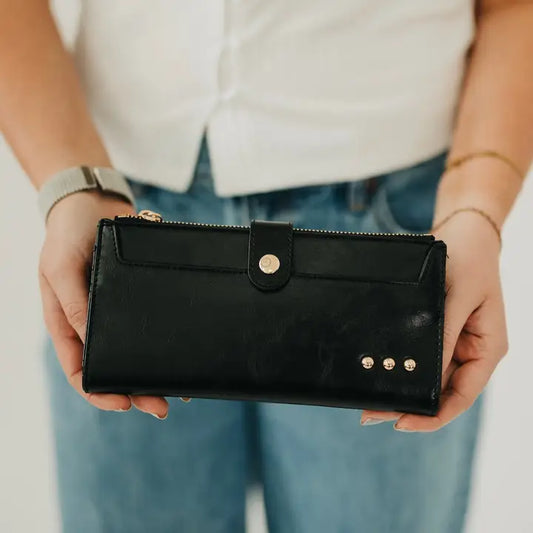Pretty Simple Essentials Carryall Wallet & Clutch