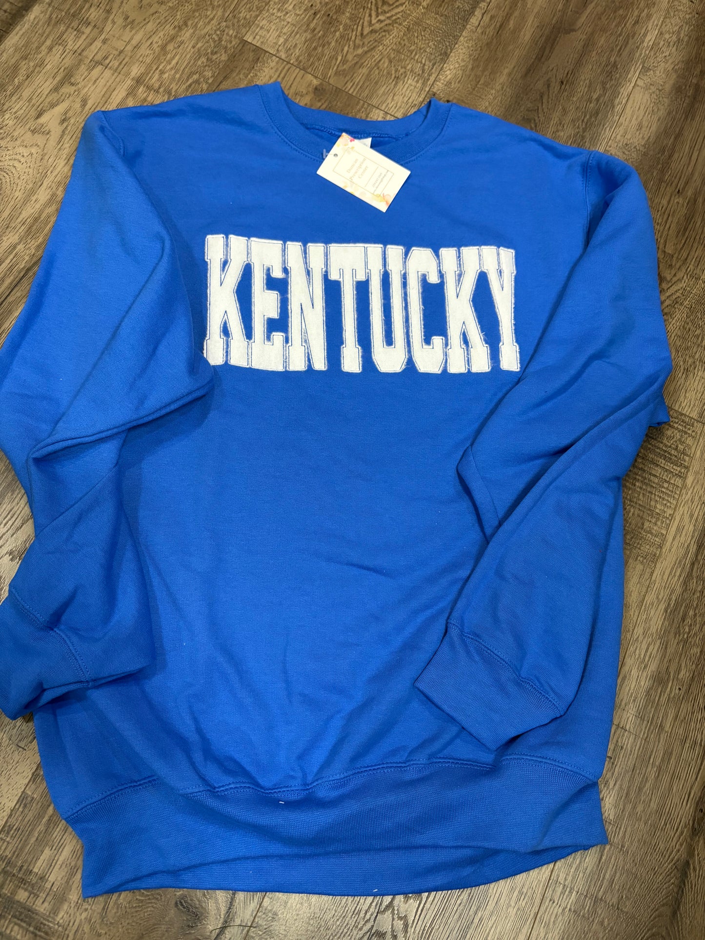 Kentucky White Raggy Applique Sweatshirt