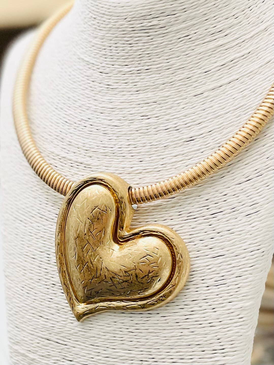 Vintage Heart Choker Necklace