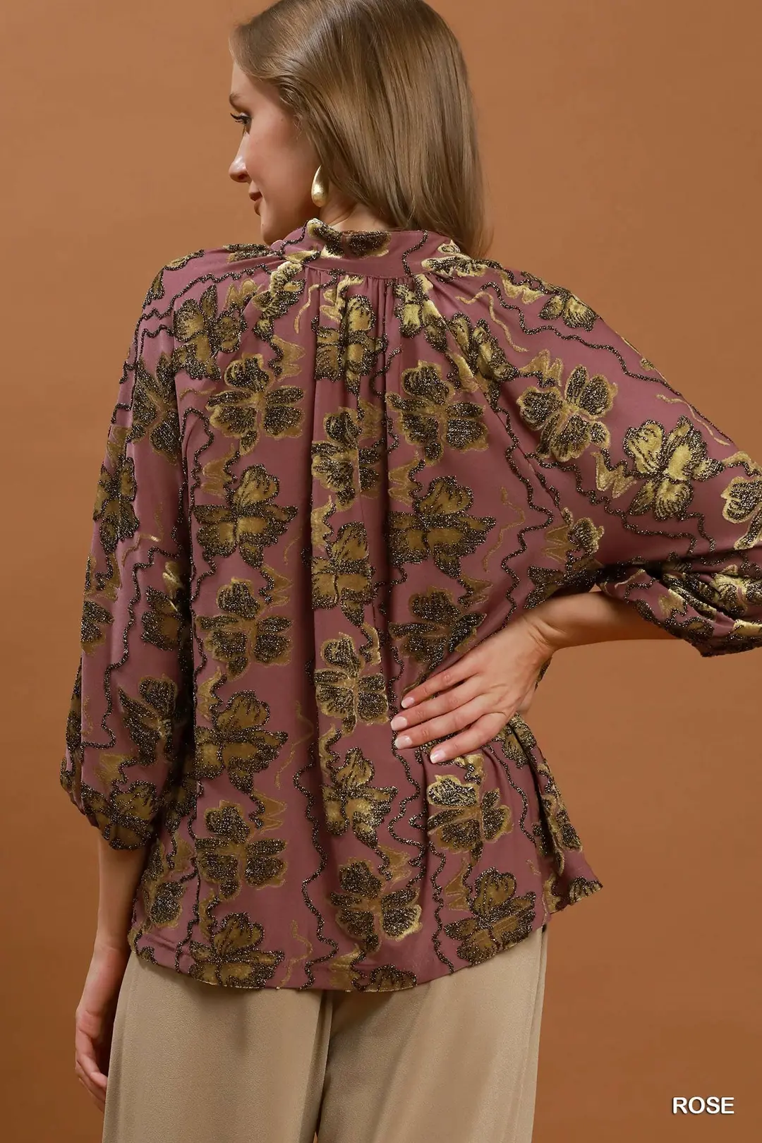 Umgee metallic velvet floral split neck blouse, split neckline detail