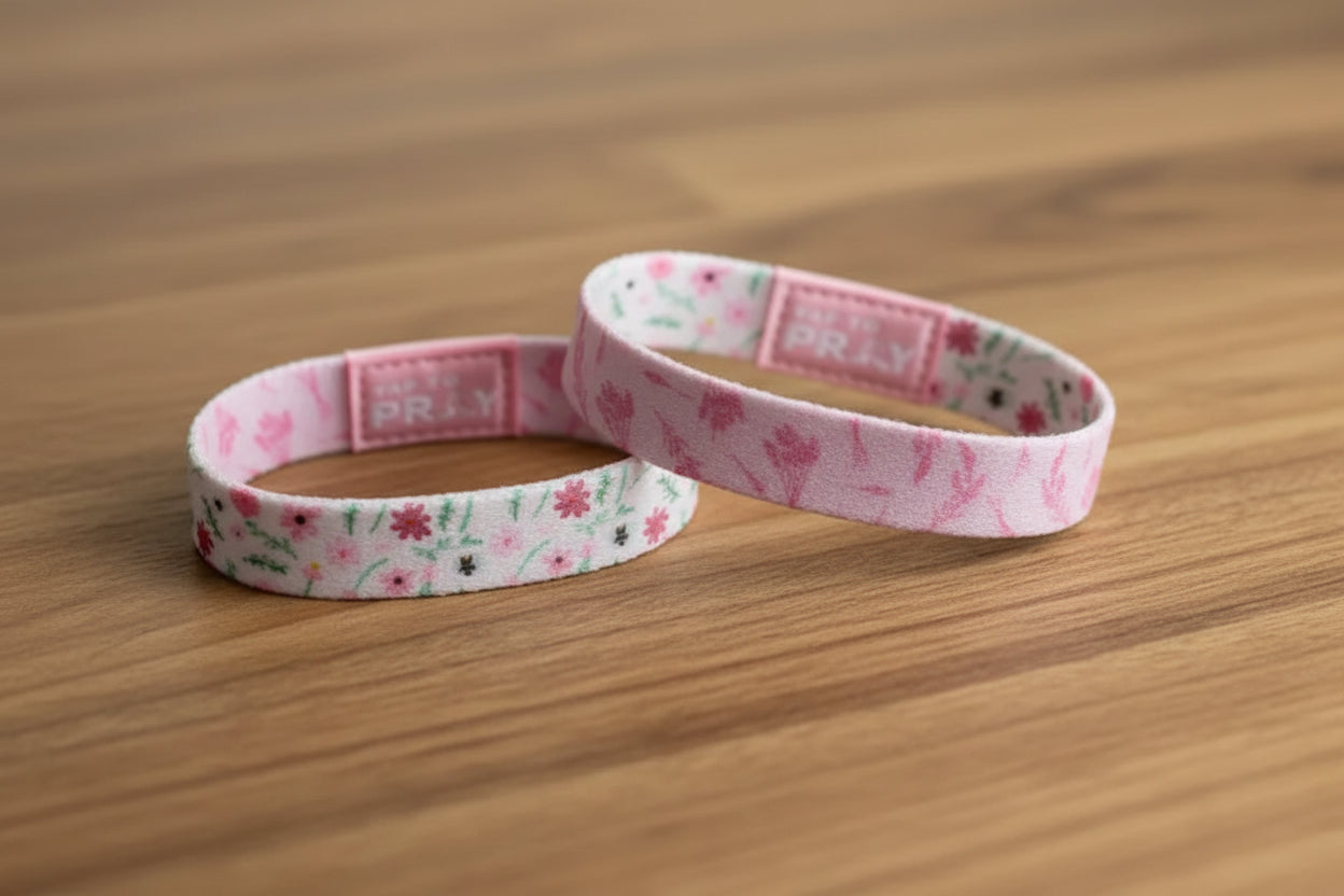 New Spring Versible Tap To Pray Wristbands