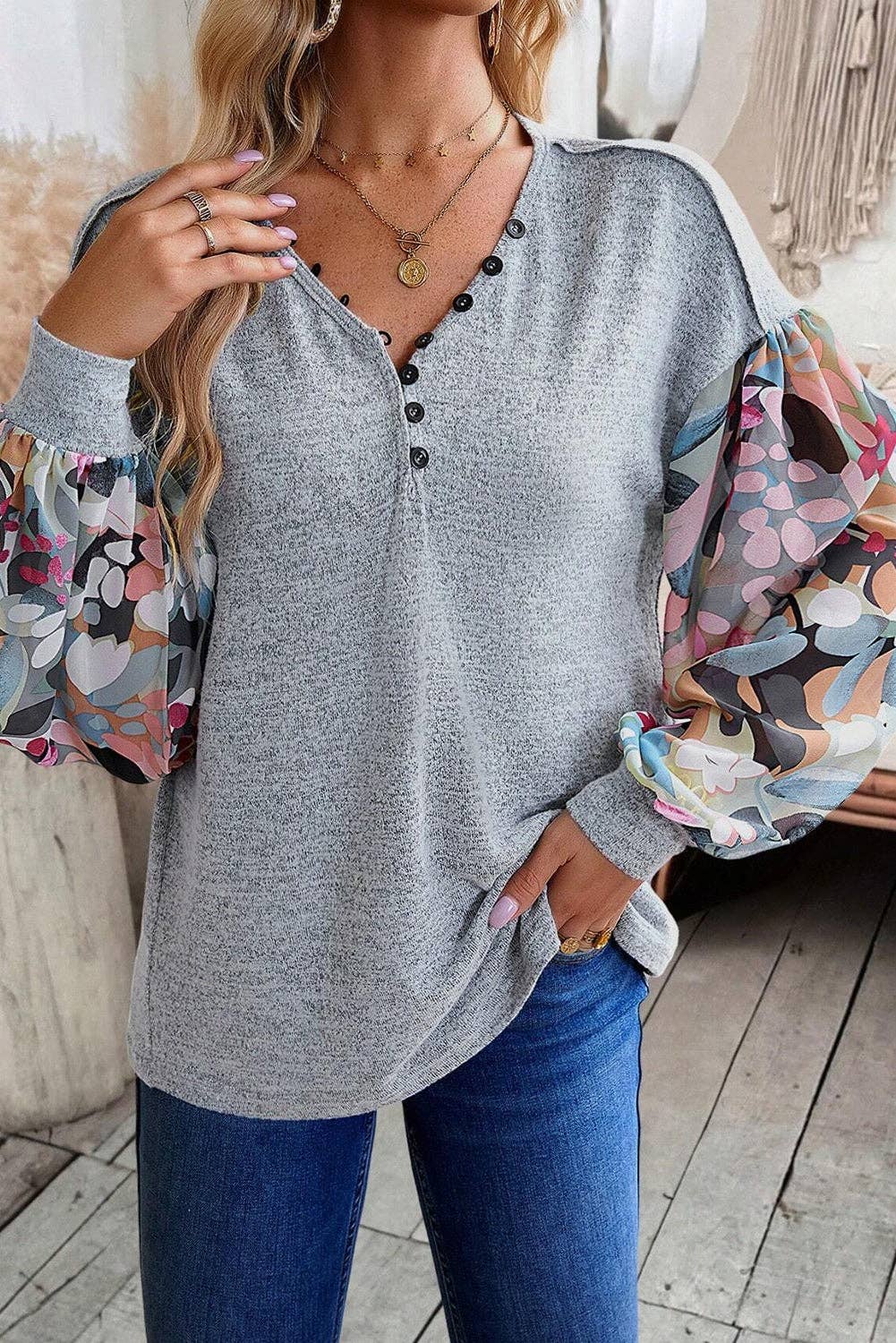 Gray Floral Lantern Sleeve Top